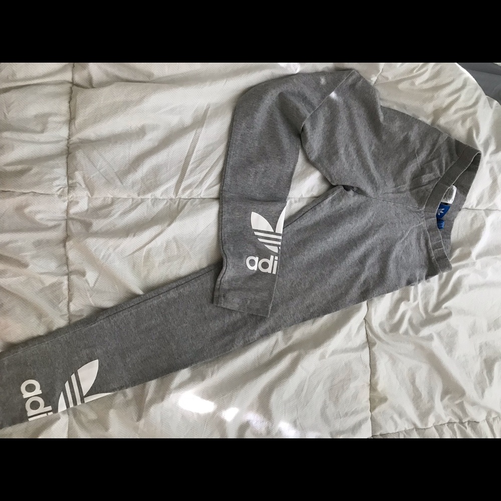 Adidas leggings